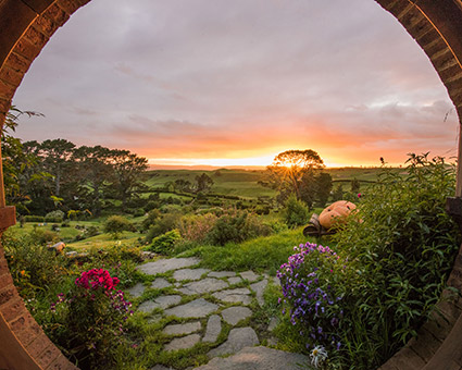 Hobbiton Kiosks Check-in System